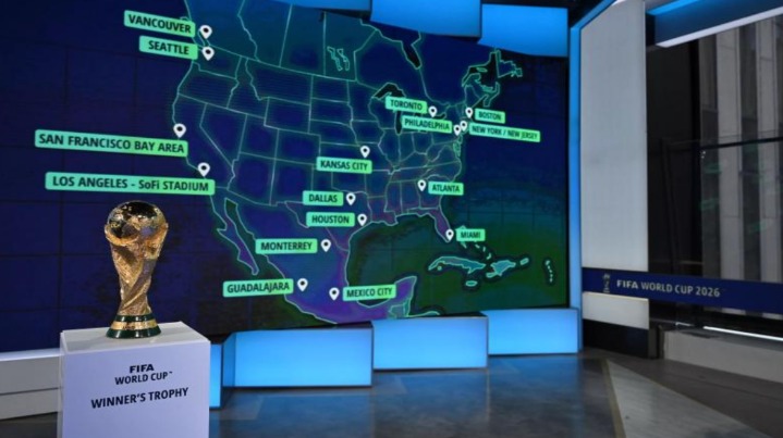 校园足球盛,拼搏汗水映,辉学子球场,足球即时比分,实况比分,沙发比分,赛果,sofa,score